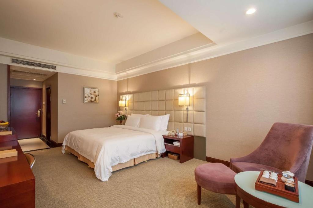 Best Western Plus Fortune Hotel Fuzhou Фучжоу Экстерьер фото