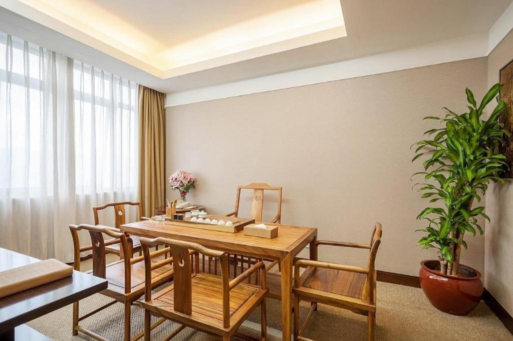 Best Western Plus Fortune Hotel Fuzhou Фучжоу Экстерьер фото