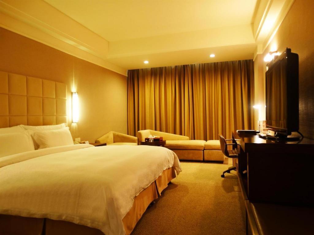 Best Western Plus Fortune Hotel Fuzhou Фучжоу Экстерьер фото